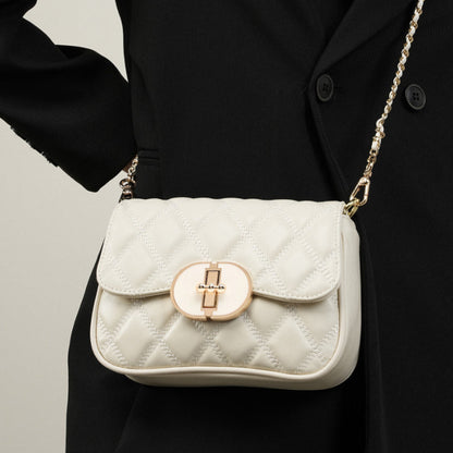 Chic Allure Crossbody | Kapitone Zincirli, Oval Kilit Detaylı