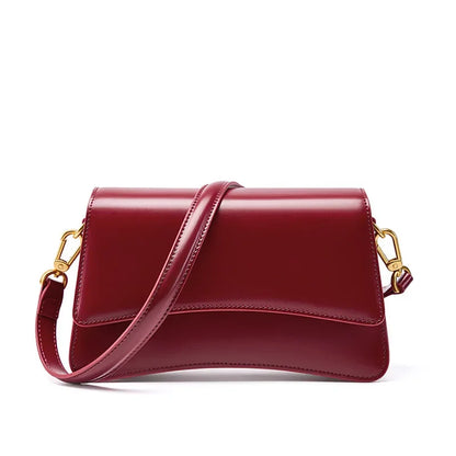 Pure Gloss Flap Deri Çanta | Şık ve Çok Yönlü Tasarım